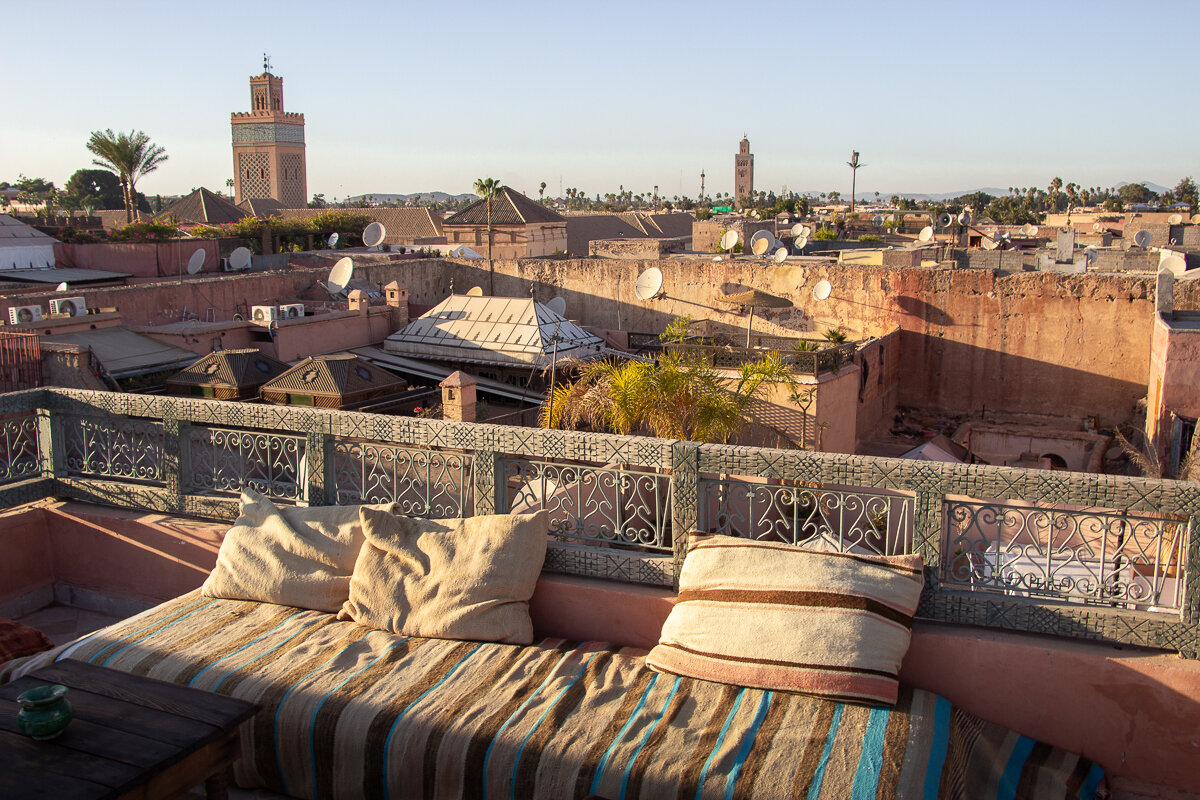 Vue sur Marrakech depuis le rooftop du riad