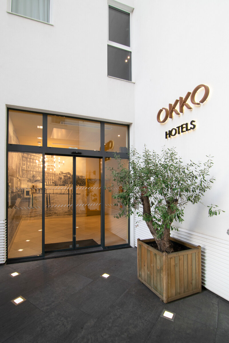 Extérieur de l'hôtel Okko à Cannes