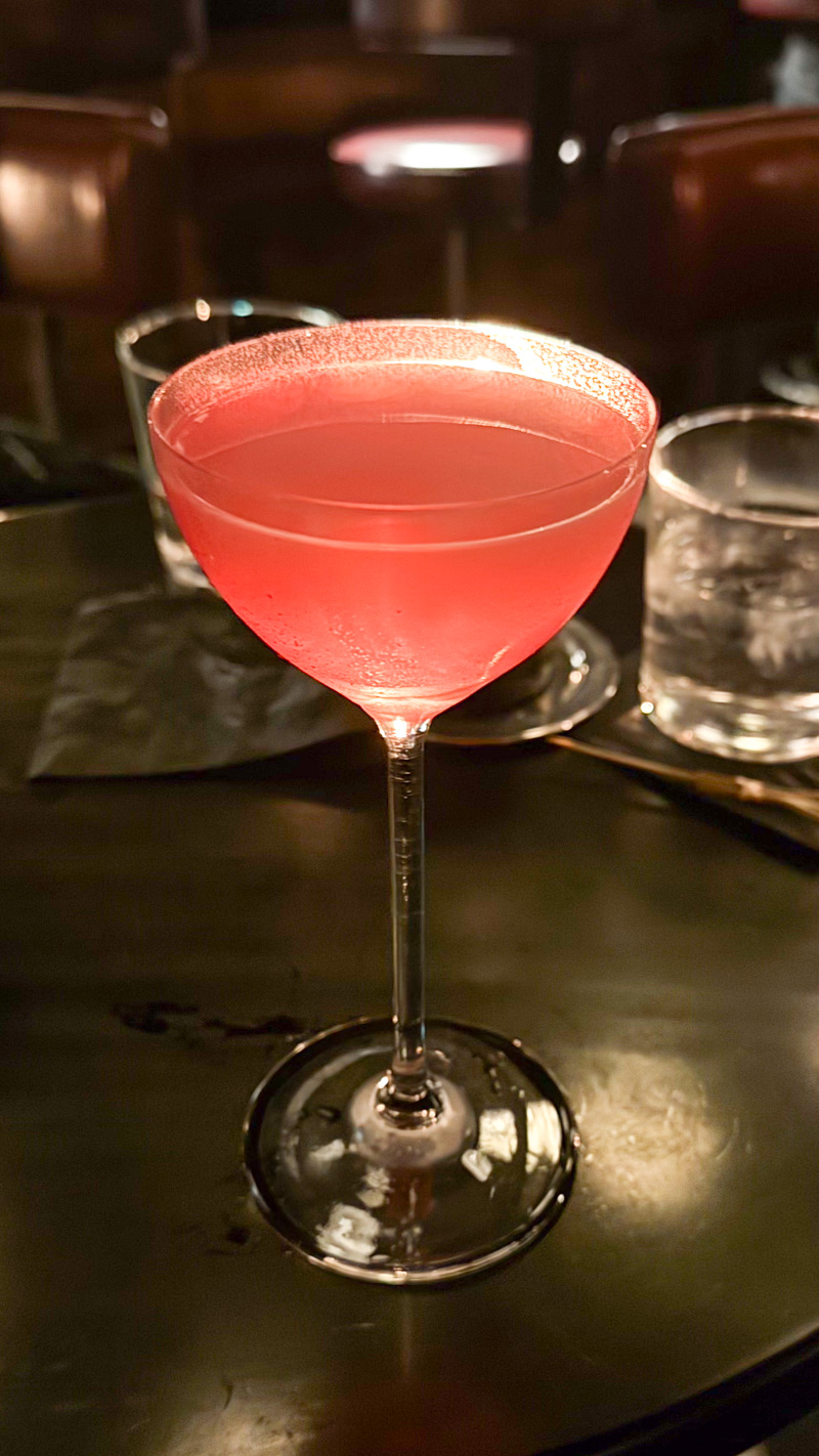 cocktail rose bar à oslo en Norvège