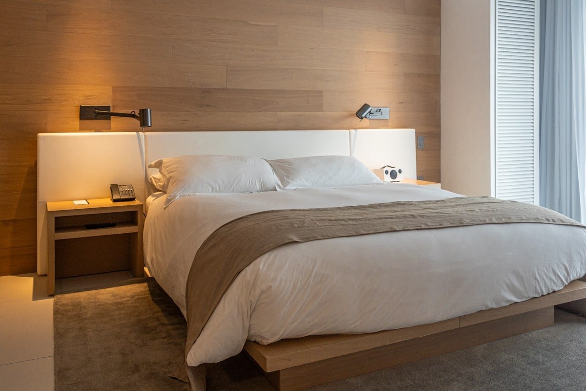 Lit dans une chambre