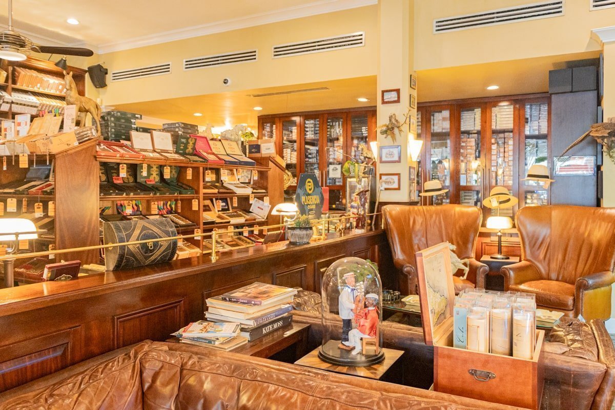 Intérieur d'une boutique de cigares