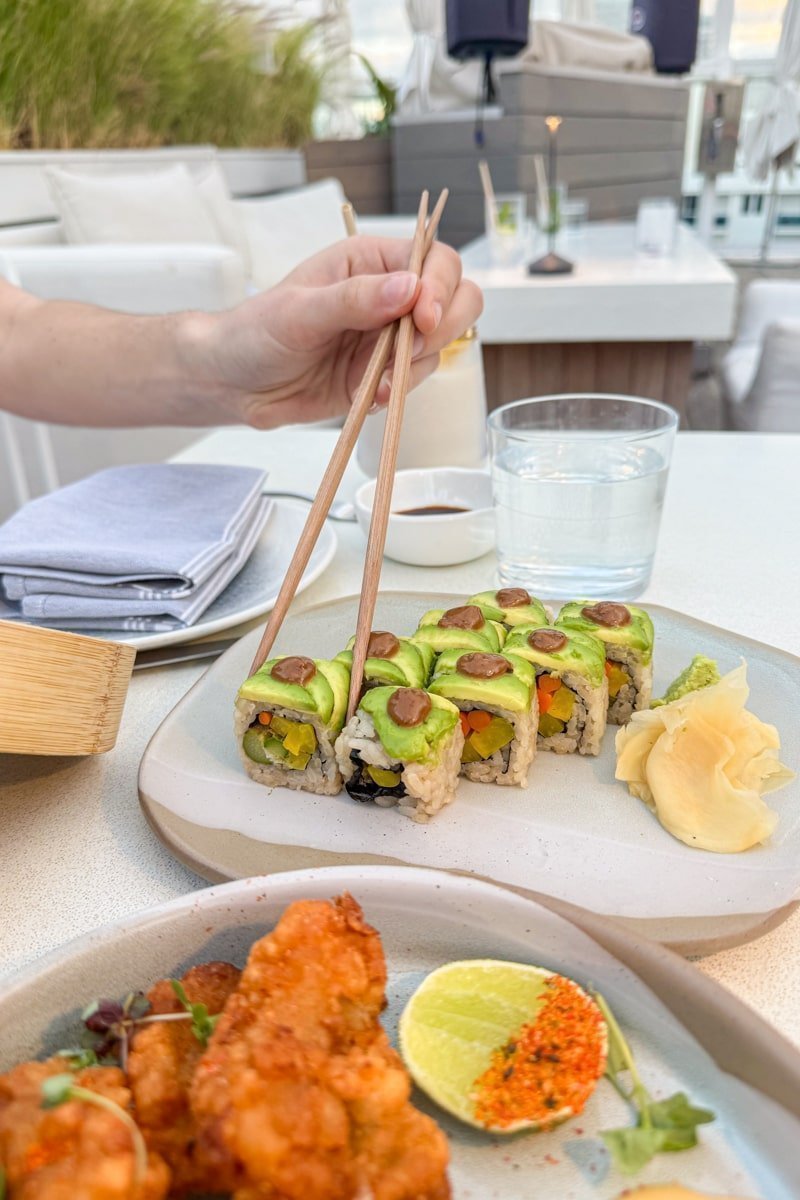Assiette de sushis