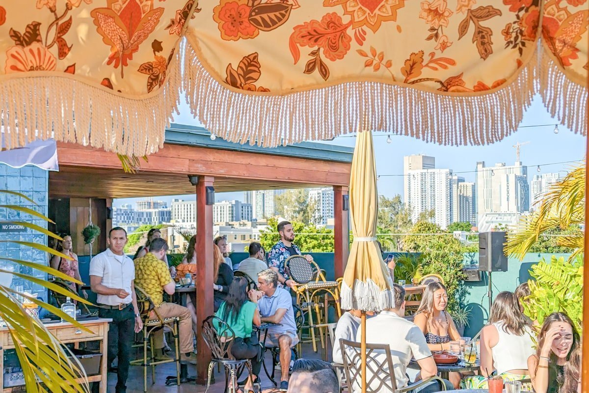 Rooftop d'un restaurant à Little Havana