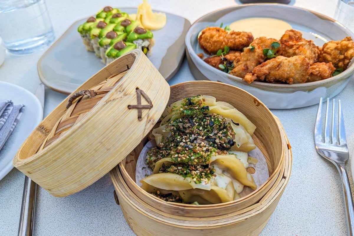 Plats au Watr at the 1 Rooftop