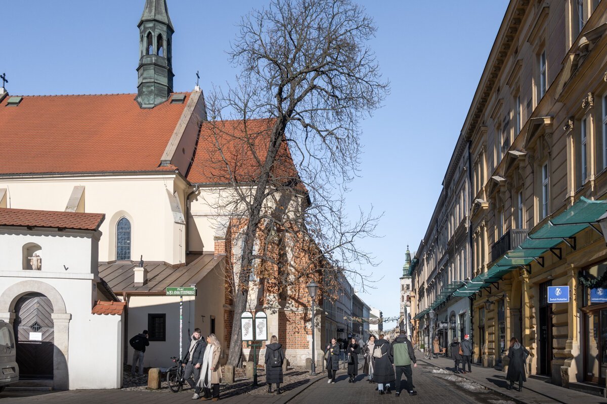 Rue commerçante dans Cracovie