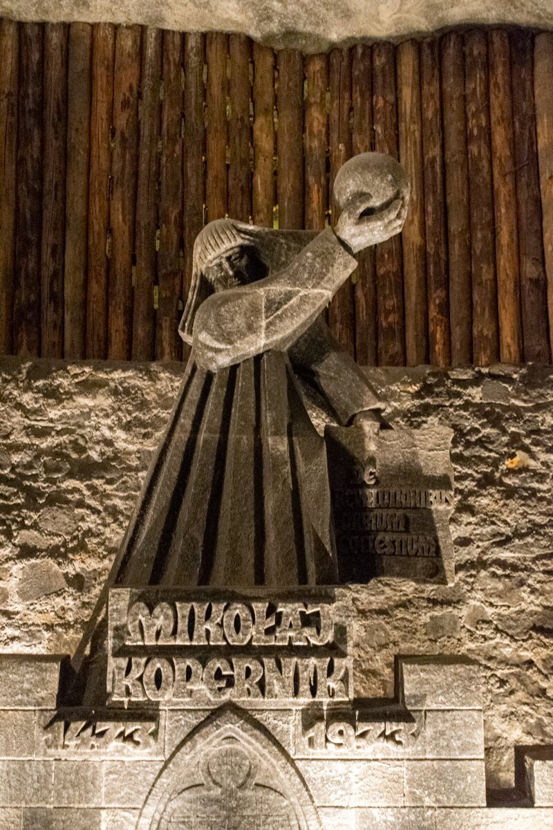 Statue visible pendant la visite de la mine de sel de Cracovie