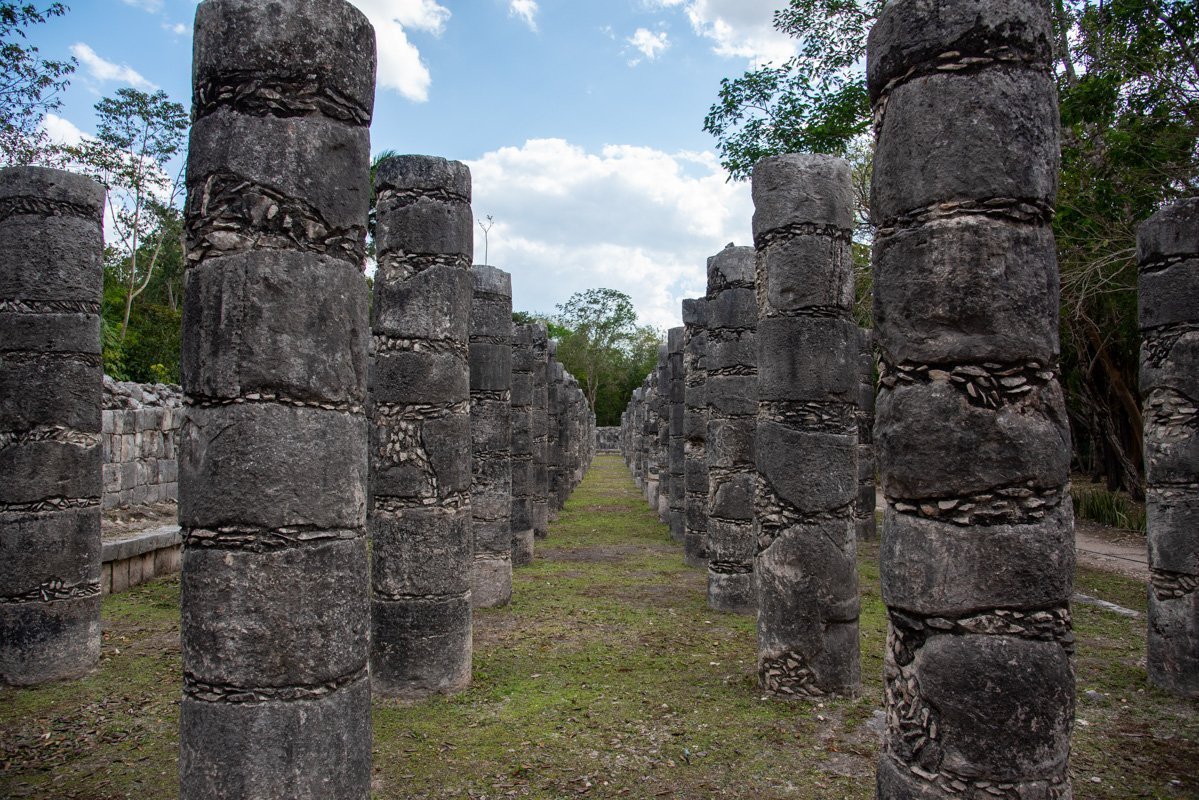 Colonnes du temple des mille colonnes