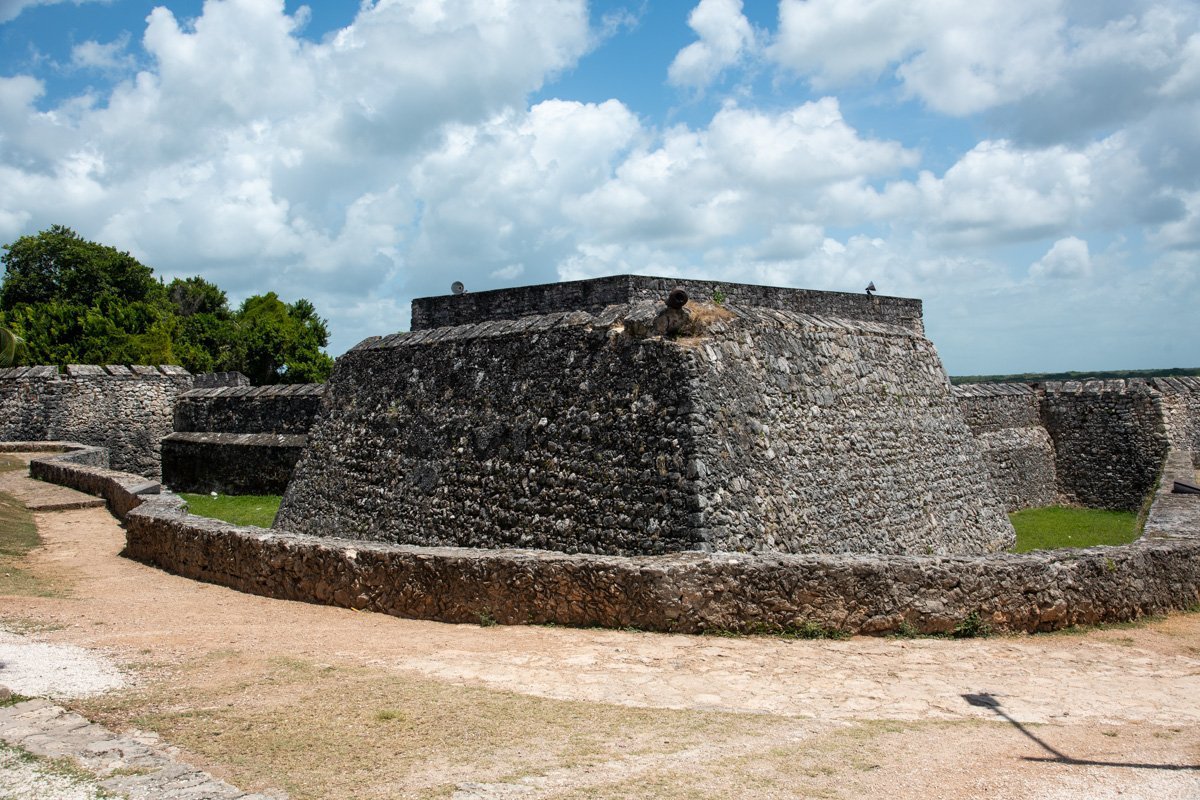 Aller à bacalar, fort San Felipe