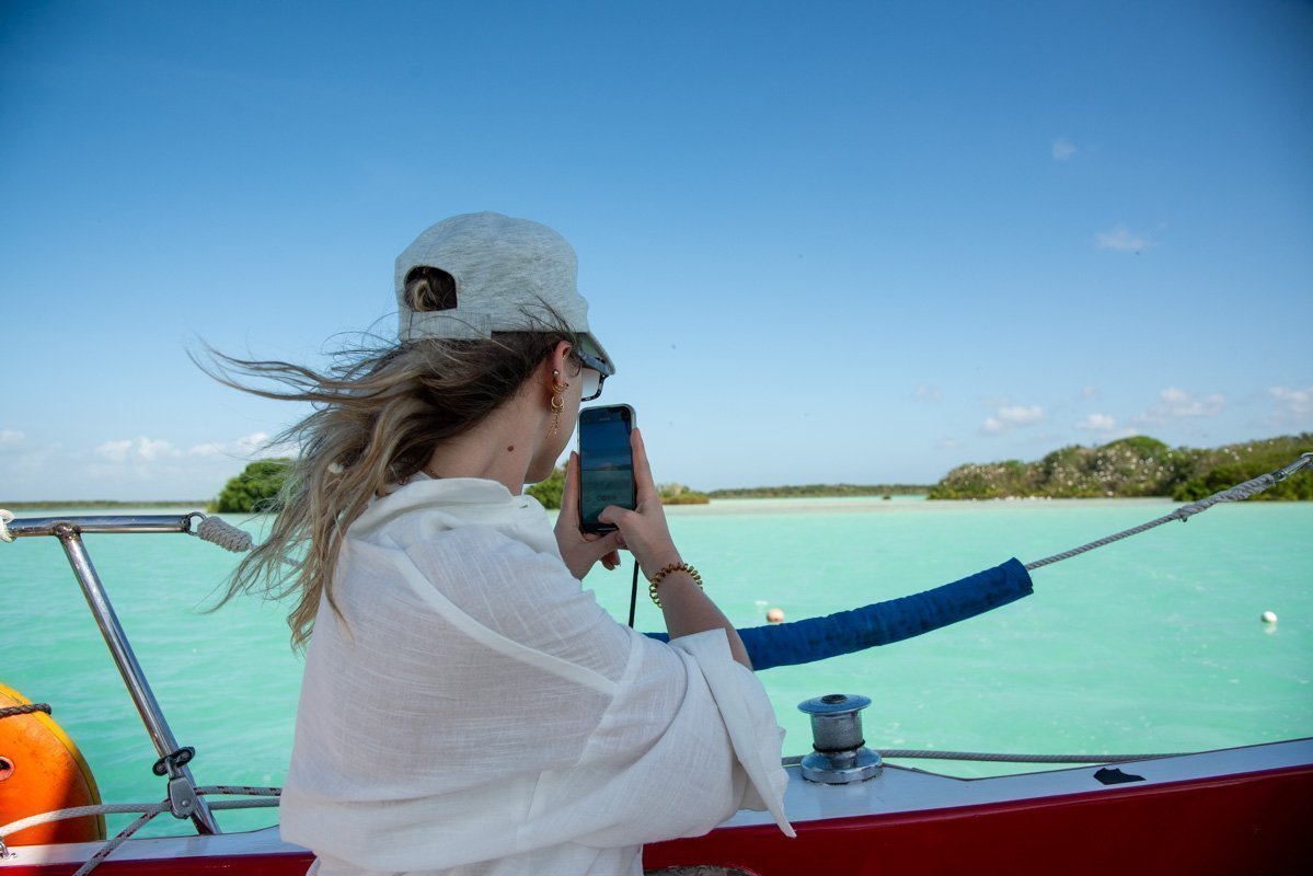 Photo prise sur le voilier, Bacalar, Mexique
